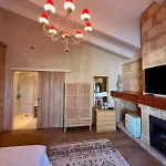 Botanico Boutique ベッド・アンド・ブレックファスト 4*